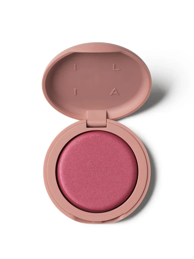ILIA Soft focus blurring blush