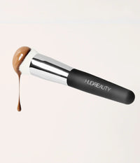 HUDA BEAUTY EASY BLUR BASE BRUSH