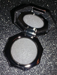 Fenty Beauty Diamond Bomb mini size