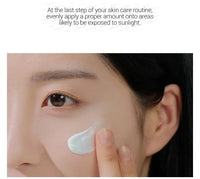 SKIN1004 Madagascar Centella Hyalu-Cica Water-Fit  Sun Serum